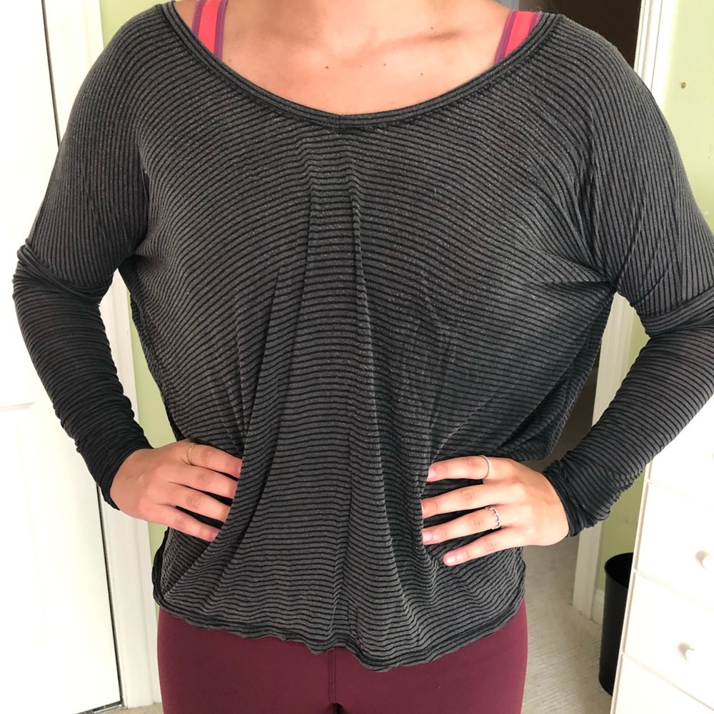 Brandy Melville long sleeve top